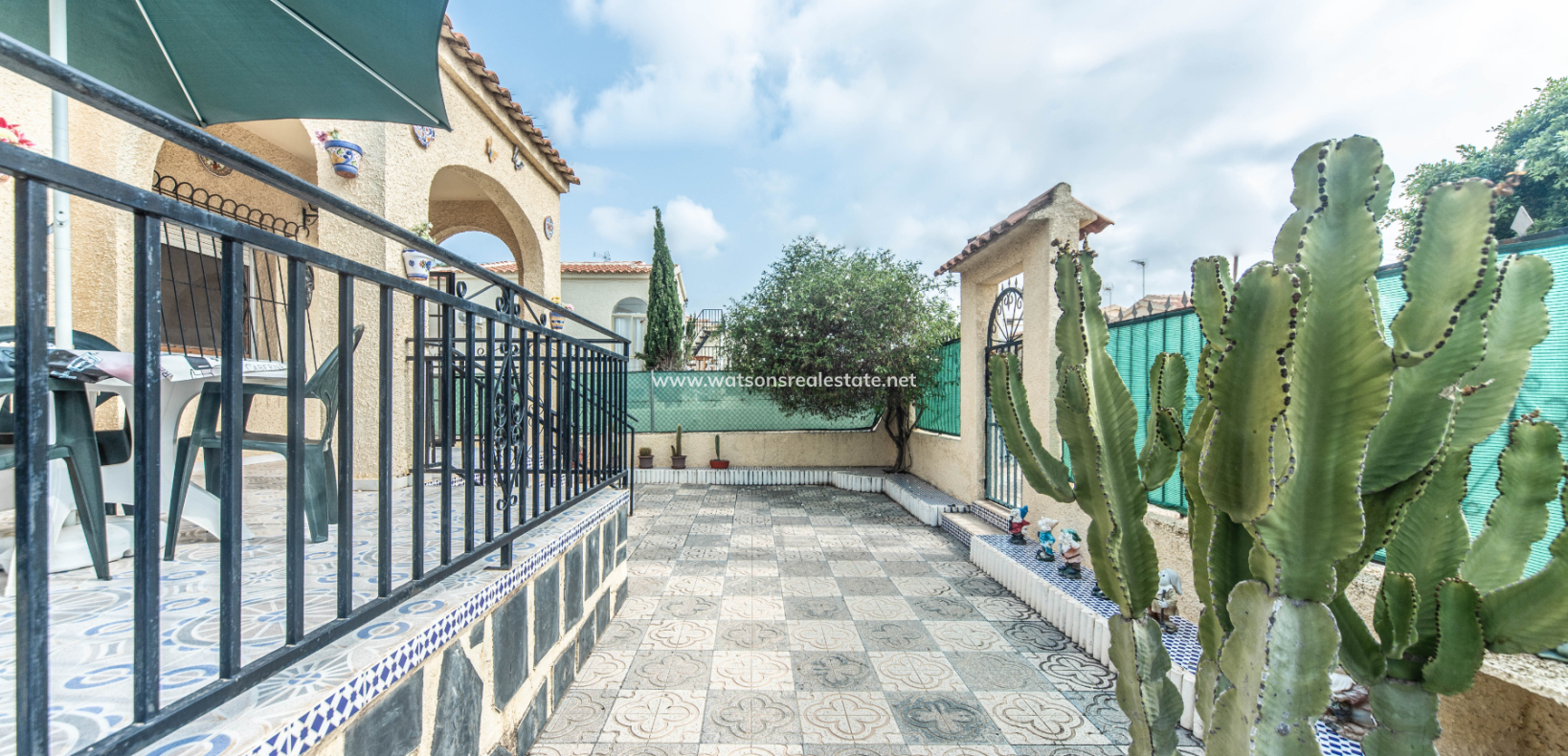 Venta - Chalet Independiente - Urb. La Marina