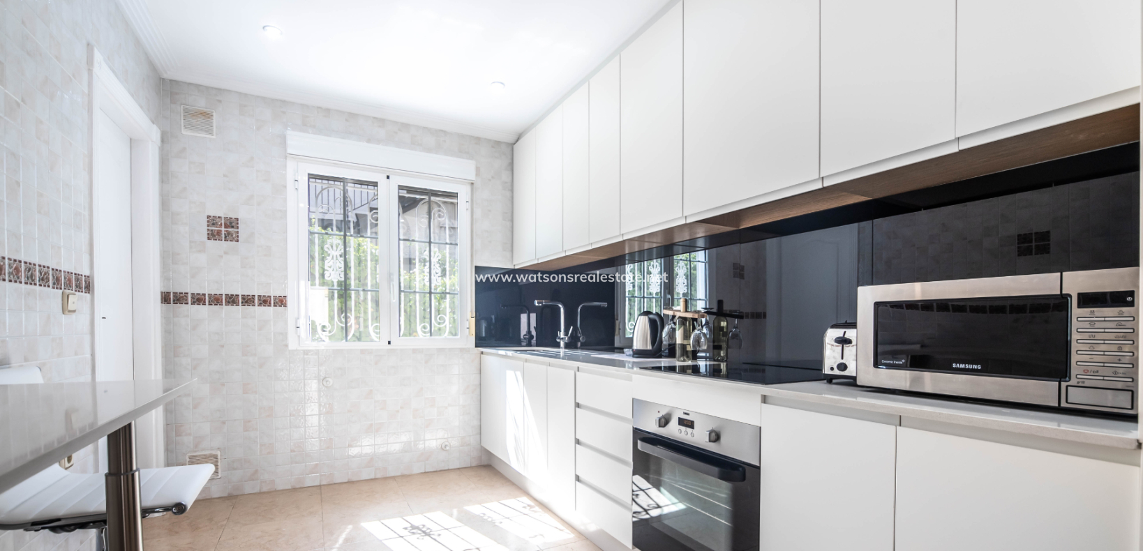 Venta - Chalet Independiente - Urb. La Marina