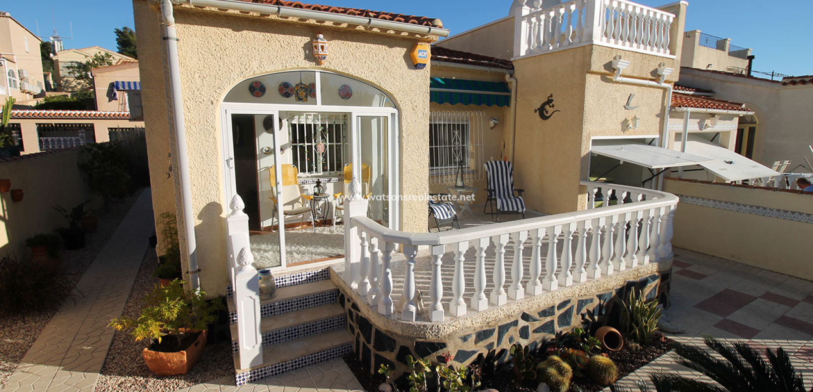 Venta - Chalet Independiente - Urb. La Marina