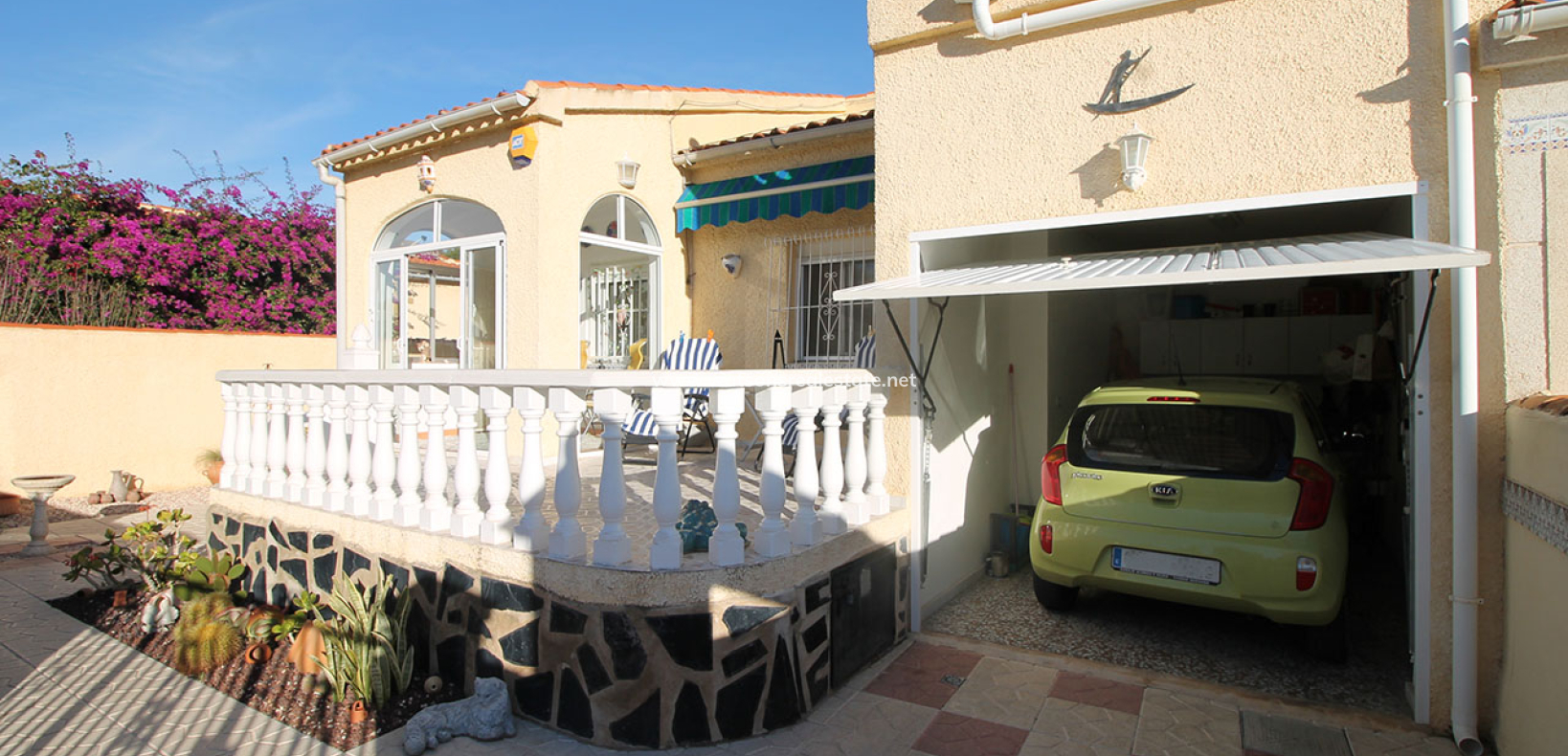 Venta - Chalet Independiente - Urb. La Marina