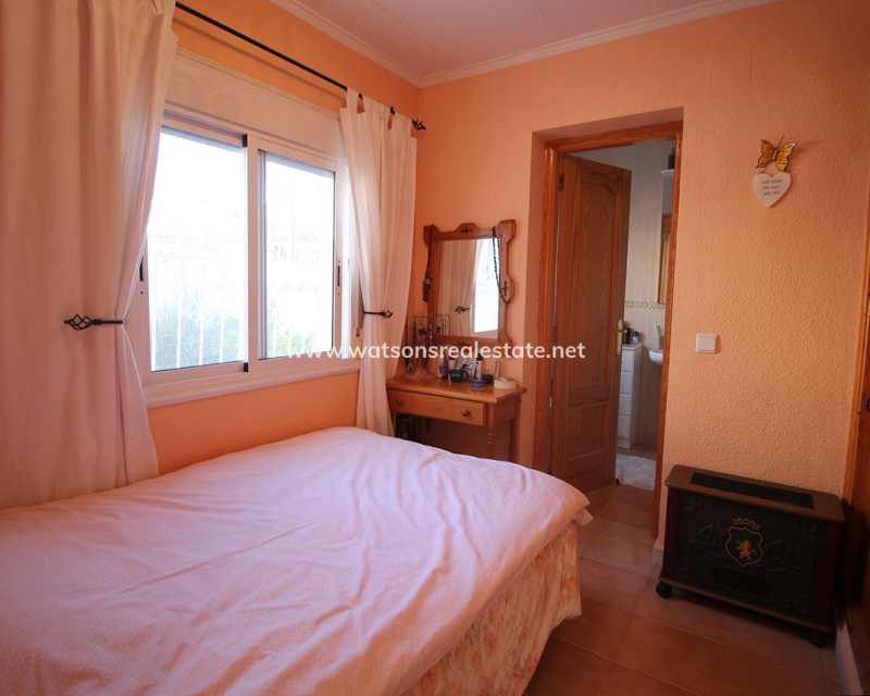 Venta - Chalet Independiente - Urb. La Marina