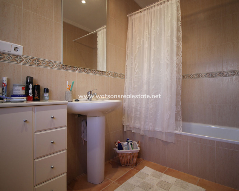 Venta - Chalet Independiente - Urb. La Marina