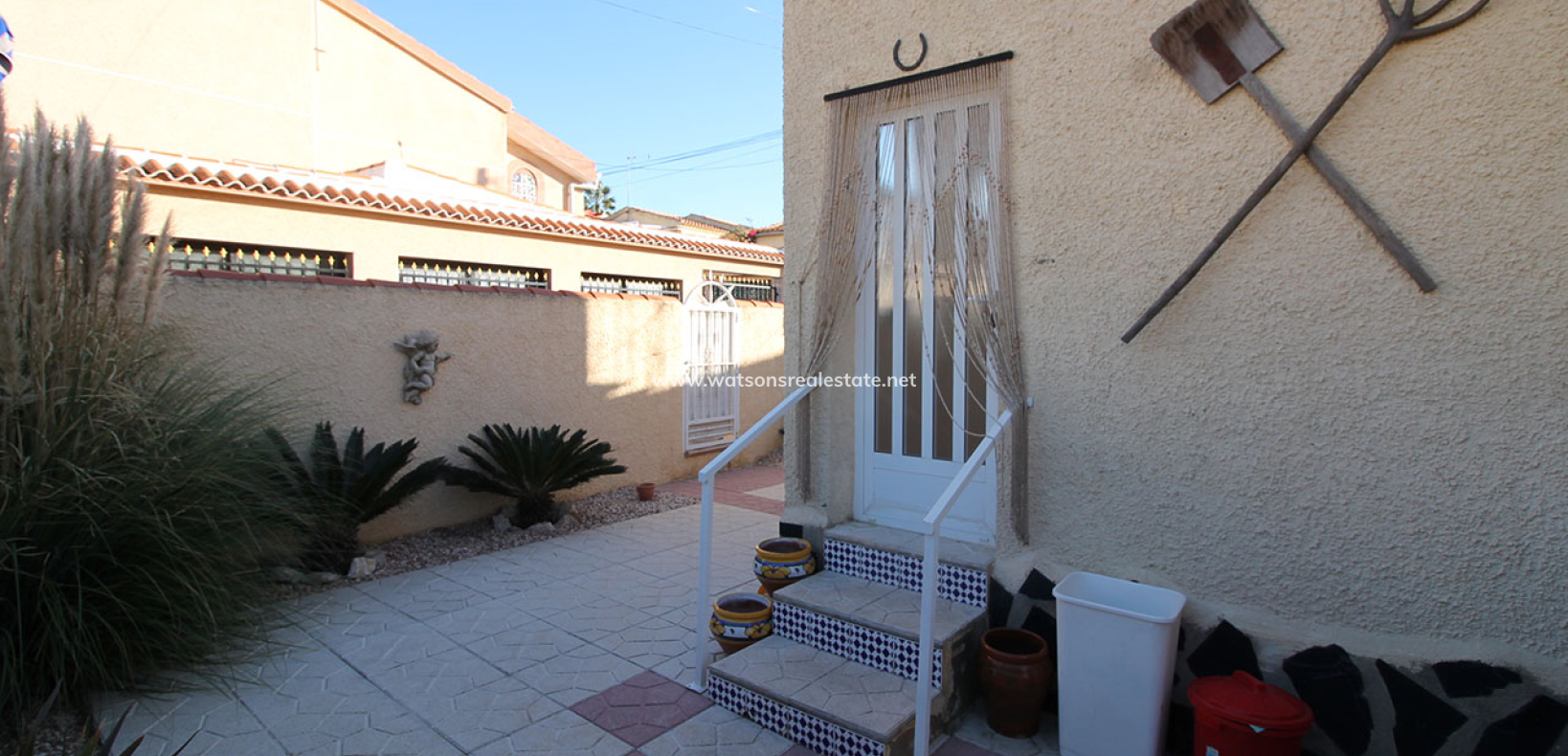 Venta - Chalet Independiente - Urb. La Marina