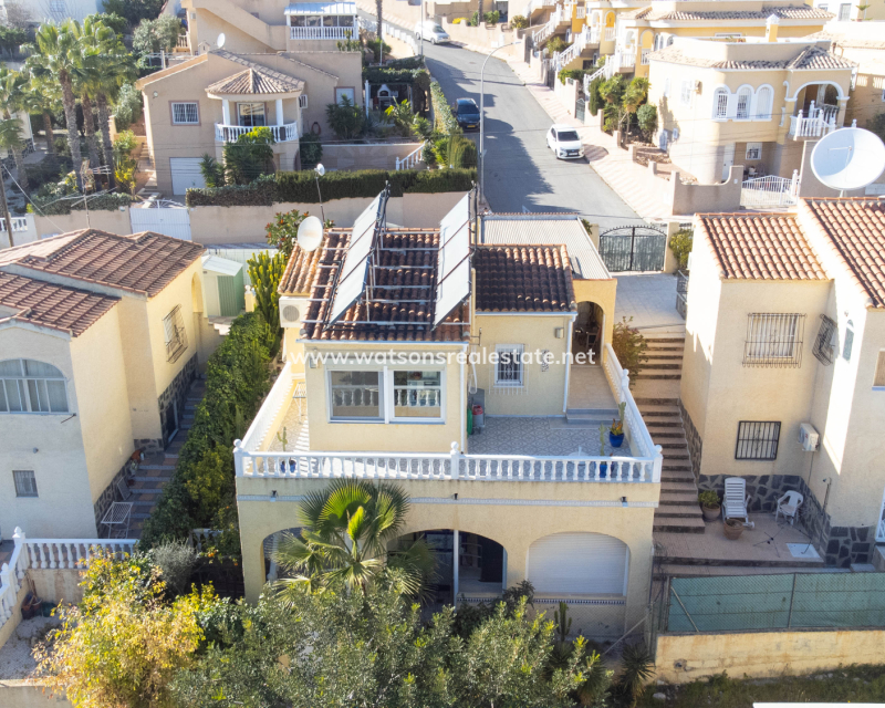 Venta - Chalet Independiente - Urb. La Marina