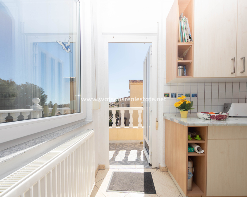 Venta - Chalet Independiente - Urb. La Marina