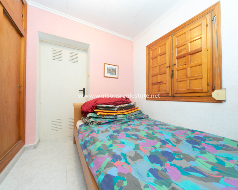 Venta - Chalet Independiente - Urb. La Marina