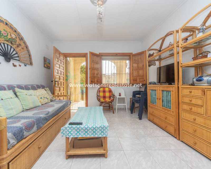 Venta - Chalet Independiente - Urb. La Marina