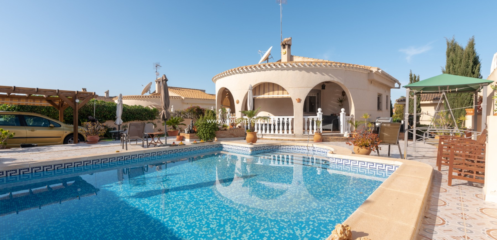 Venta - Chalet Independiente - Urb. La Marina