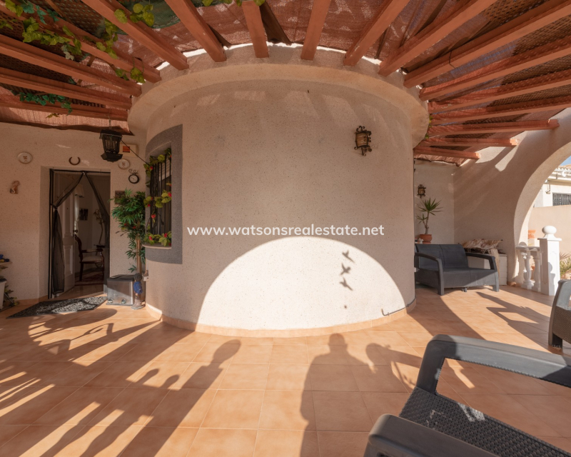 Venta - Chalet Independiente - Urb. La Marina