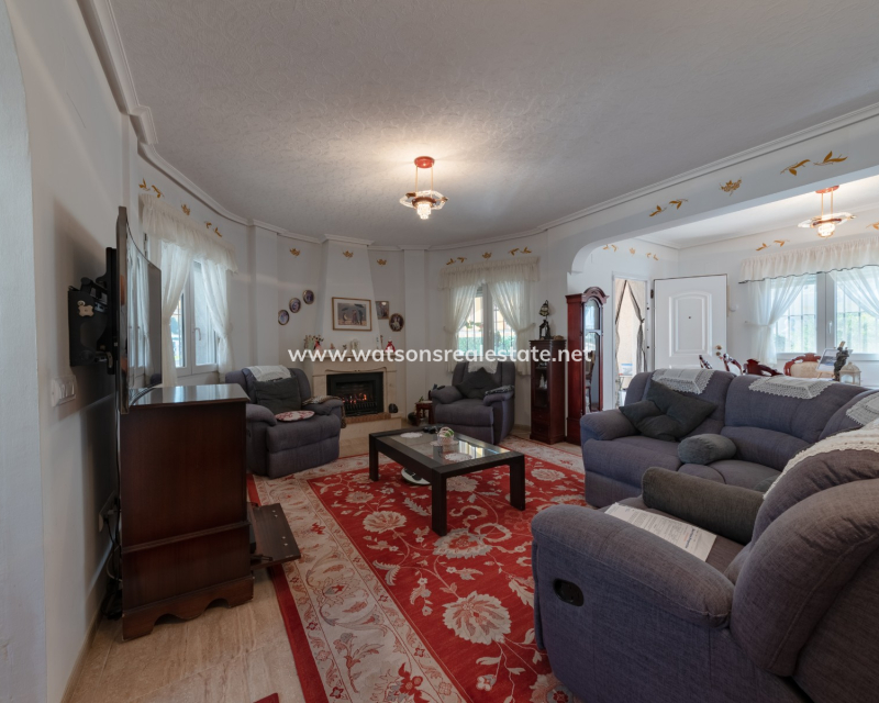 Venta - Chalet Independiente - Urb. La Marina