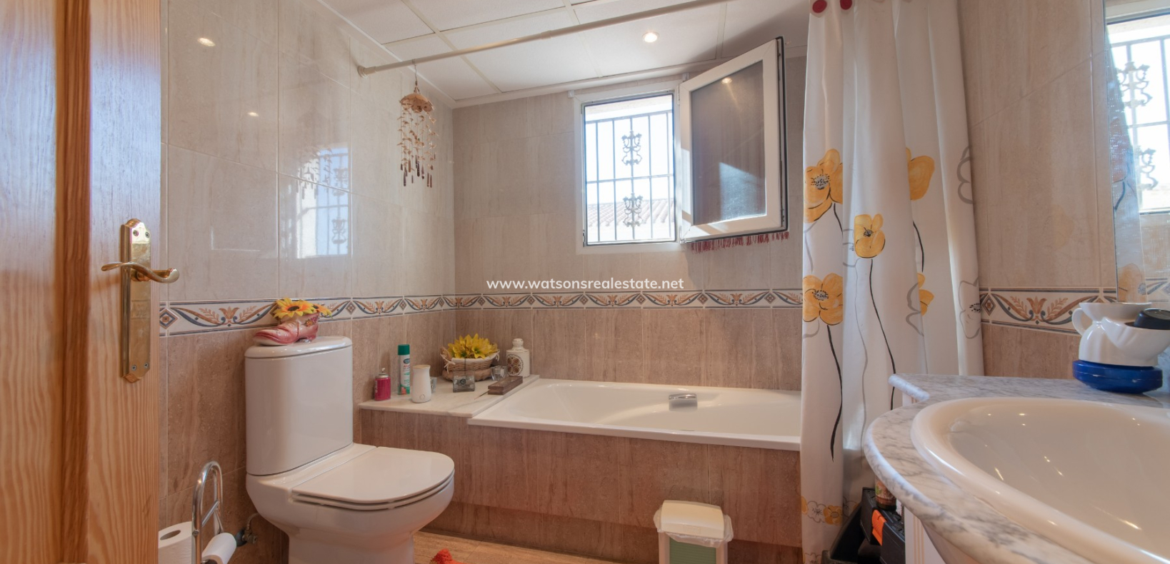 Venta - Chalet Independiente - Urb. La Marina