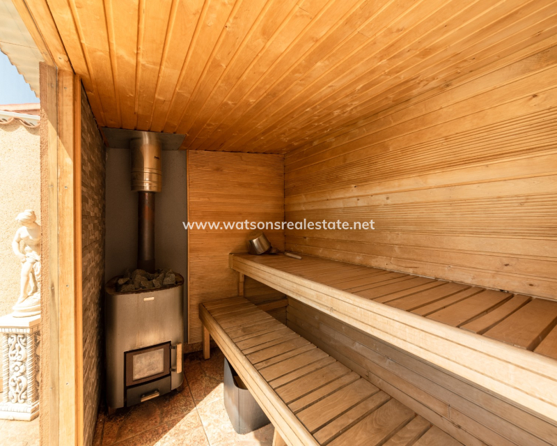 Venta - Chalet Independiente - Urb. La Marina