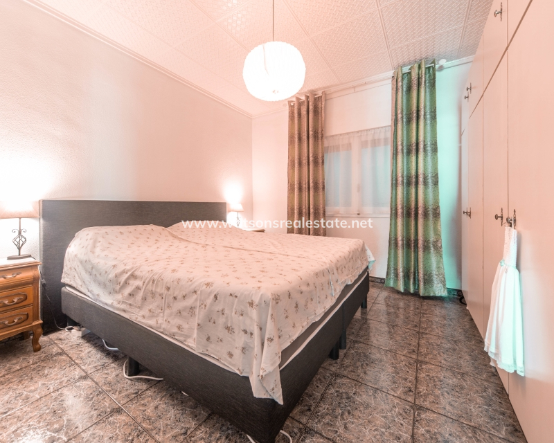 Venta - Chalet Independiente - Urb. La Marina
