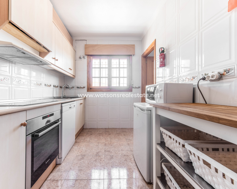 Venta - Chalet Independiente - Urb. La Marina