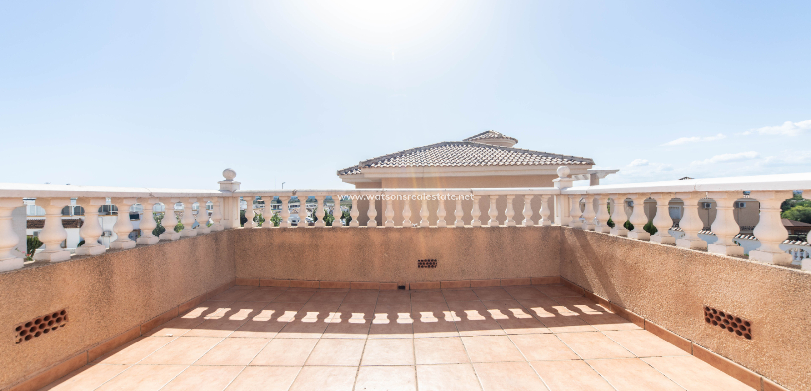 Venta - Chalet Independiente - Urb. La Marina