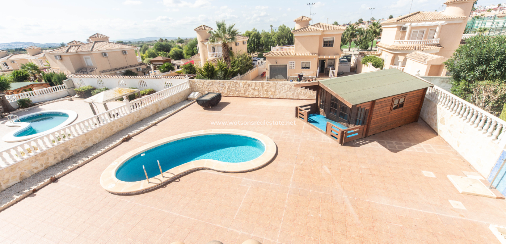 Venta - Chalet Independiente - Urb. La Marina