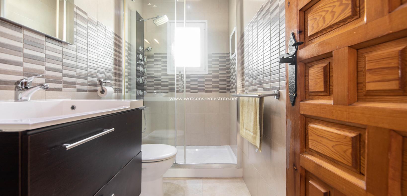 Venta - Chalet Independiente - Urb. La Marina