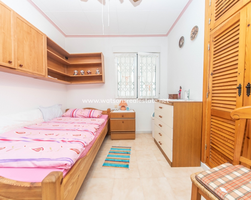 Venta - Chalet Independiente - Urb. La Marina