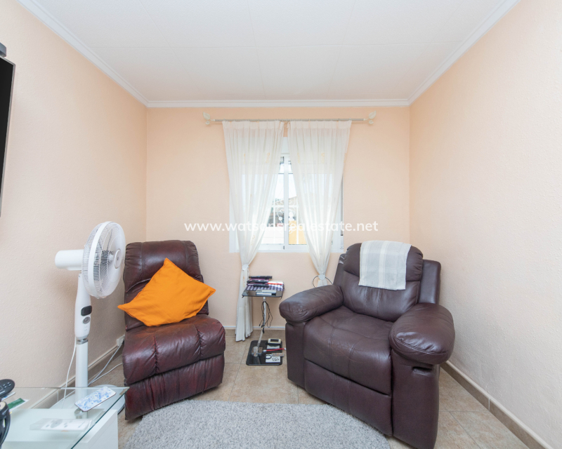 Venta - Chalet Independiente - Urb. La Marina