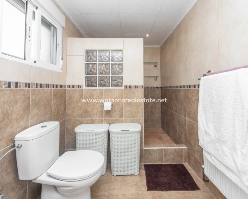 Venta - Chalet Independiente - Urb. La Marina