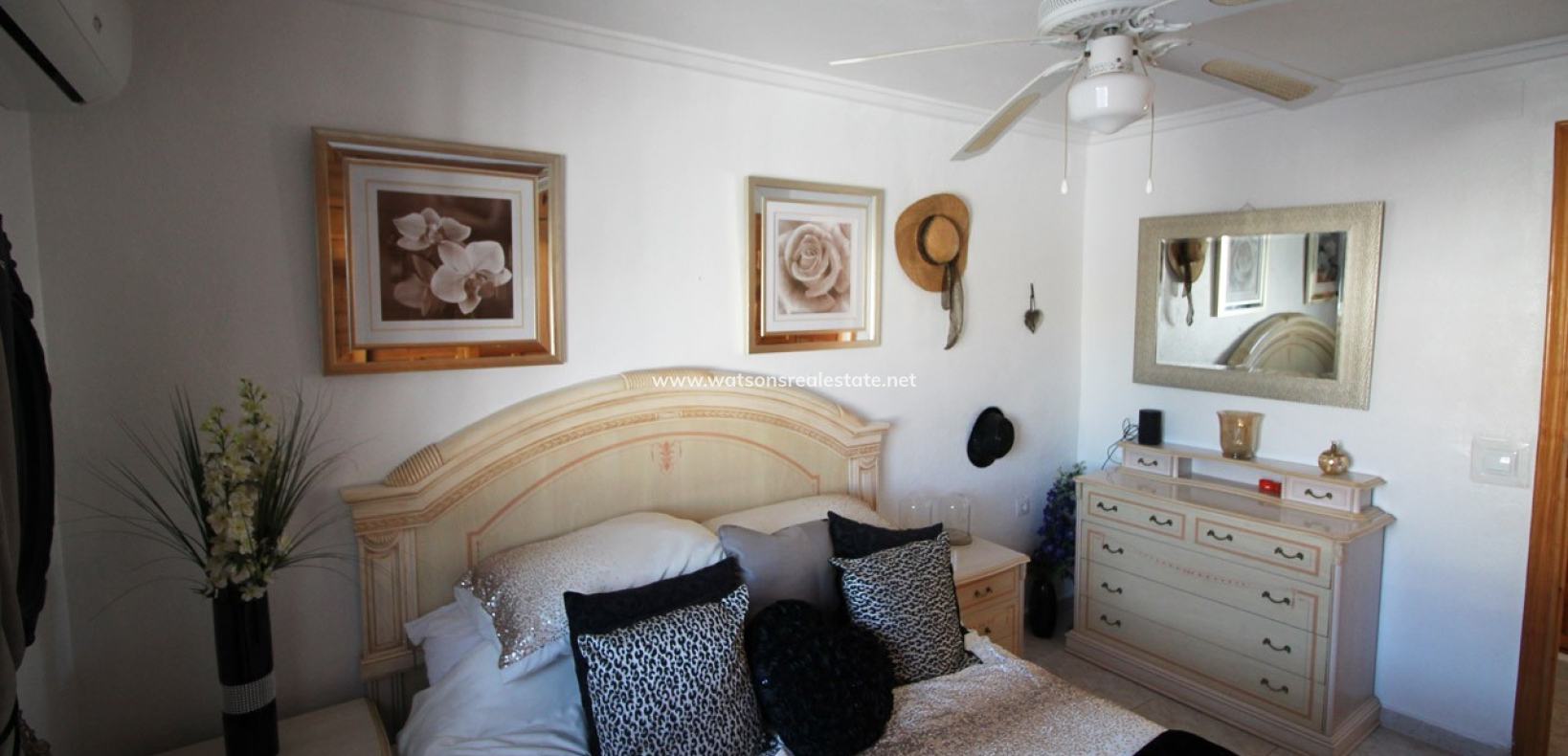 Venta - Chalet Independiente - Urb. La Marina