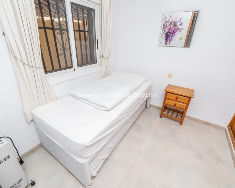 Venta - Chalet Independiente - Urb. La Marina