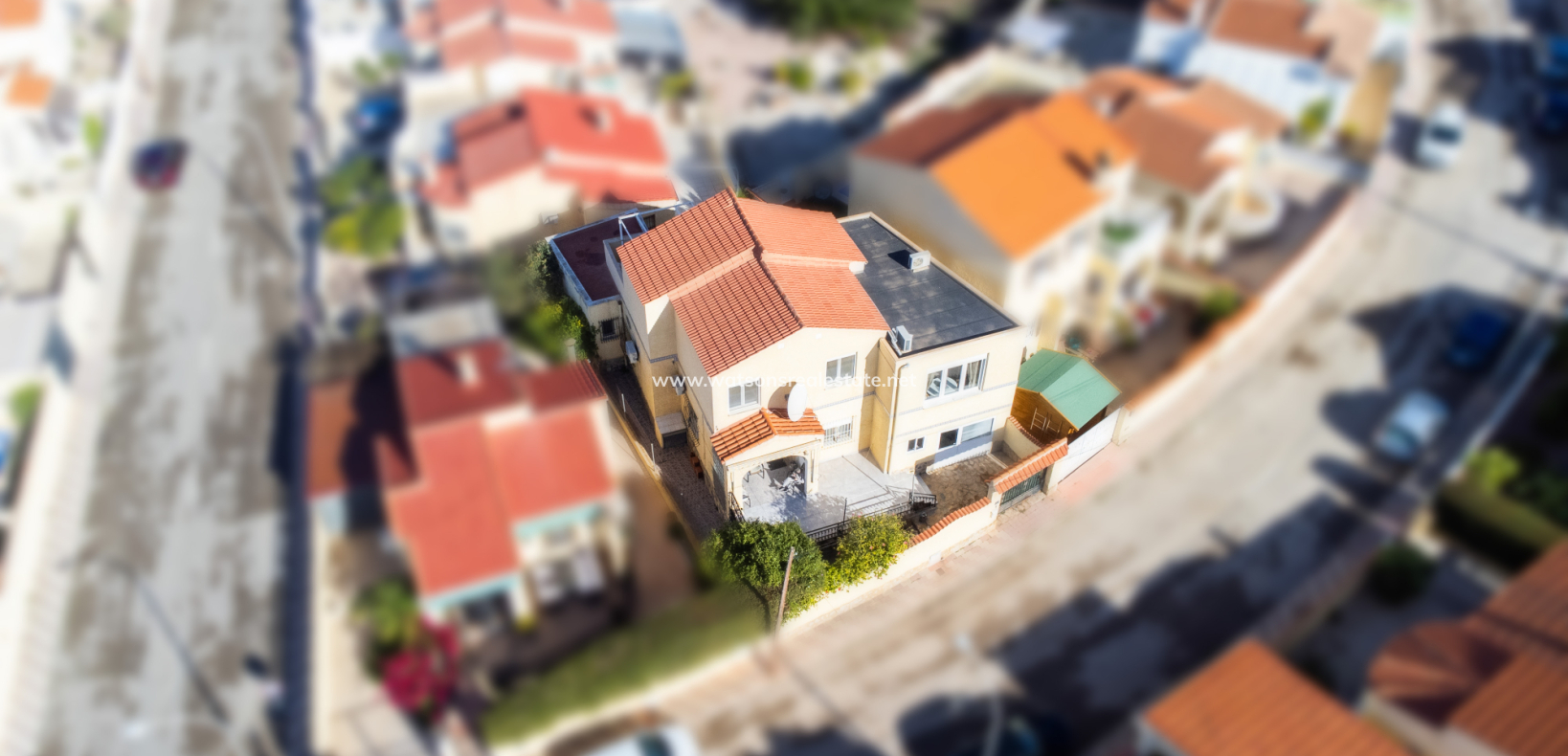 Venta - Chalet Independiente - Urb. La Marina