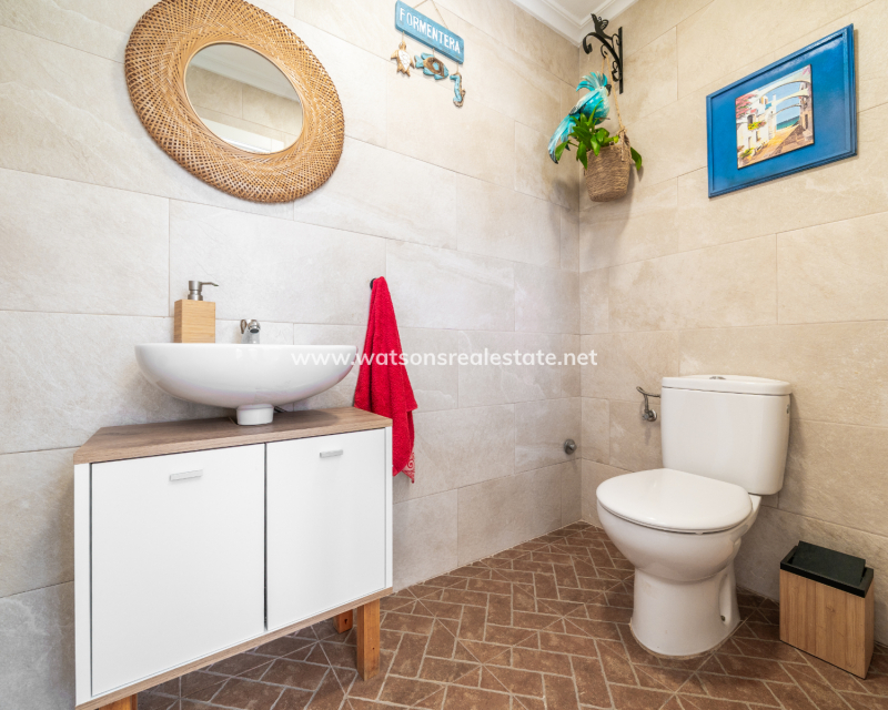 Venta - Chalet Independiente - Urb. La Marina