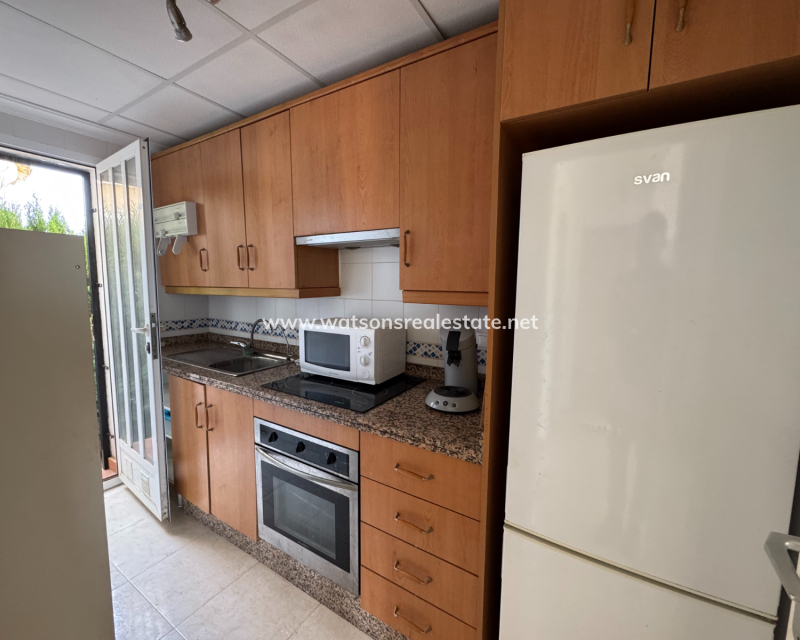 Venta - Chalet Independiente - Urb. La Marina