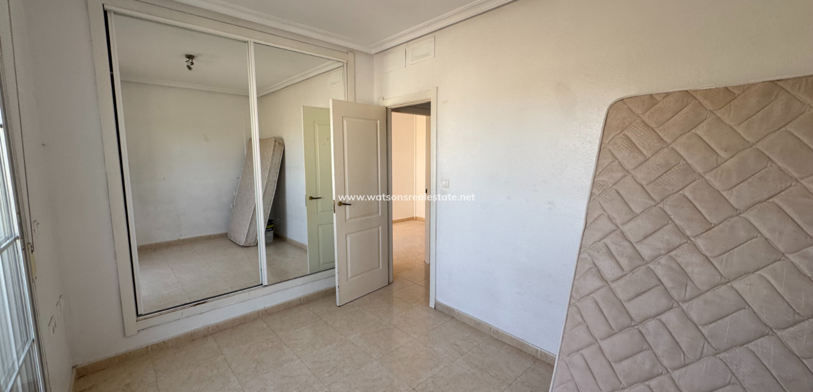 Venta - Chalet Independiente - Urb. La Marina
