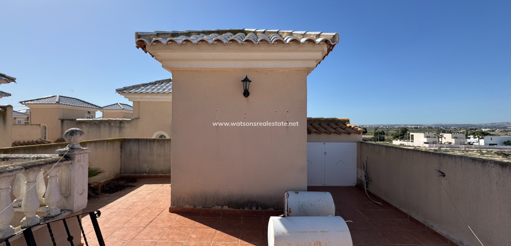Venta - Chalet Independiente - Urb. La Marina
