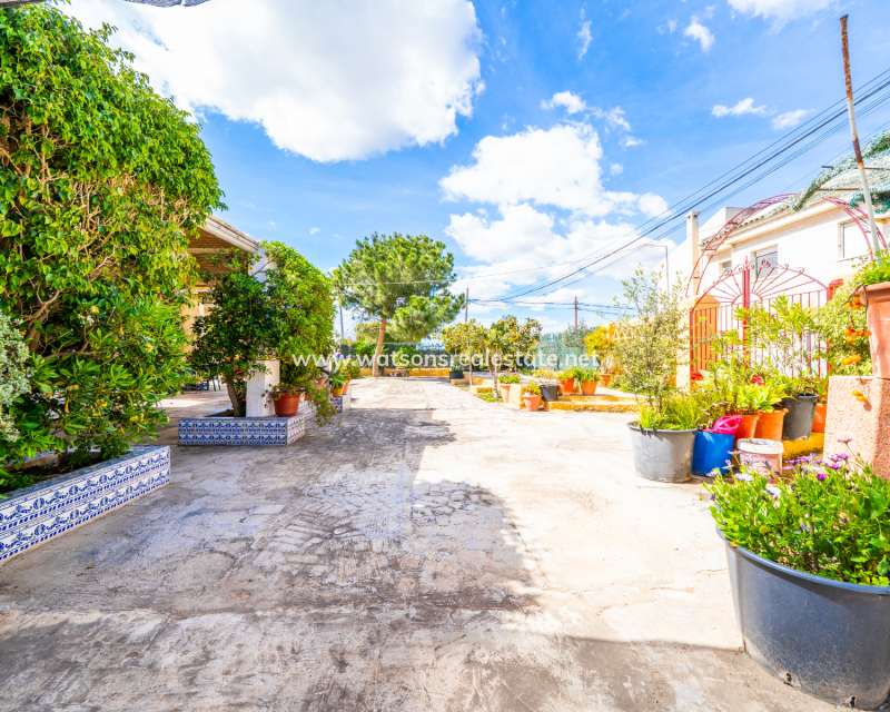 Venta - Chalet Independiente - Urb. La Marina