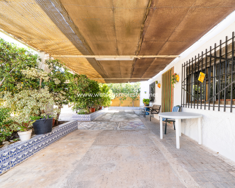 Venta - Chalet Independiente - Urb. La Marina
