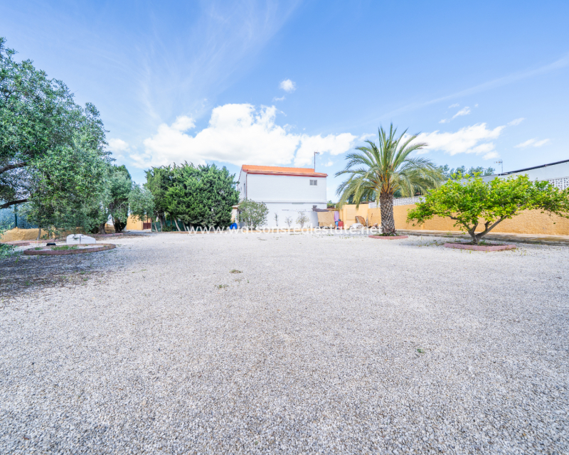 Venta - Chalet Independiente - Urb. La Marina
