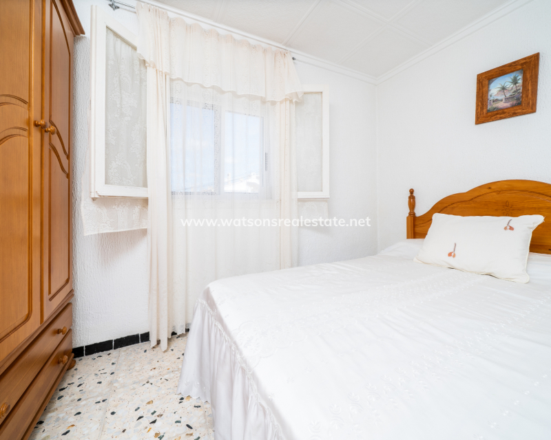 Venta - Chalet Independiente - Urb. La Marina