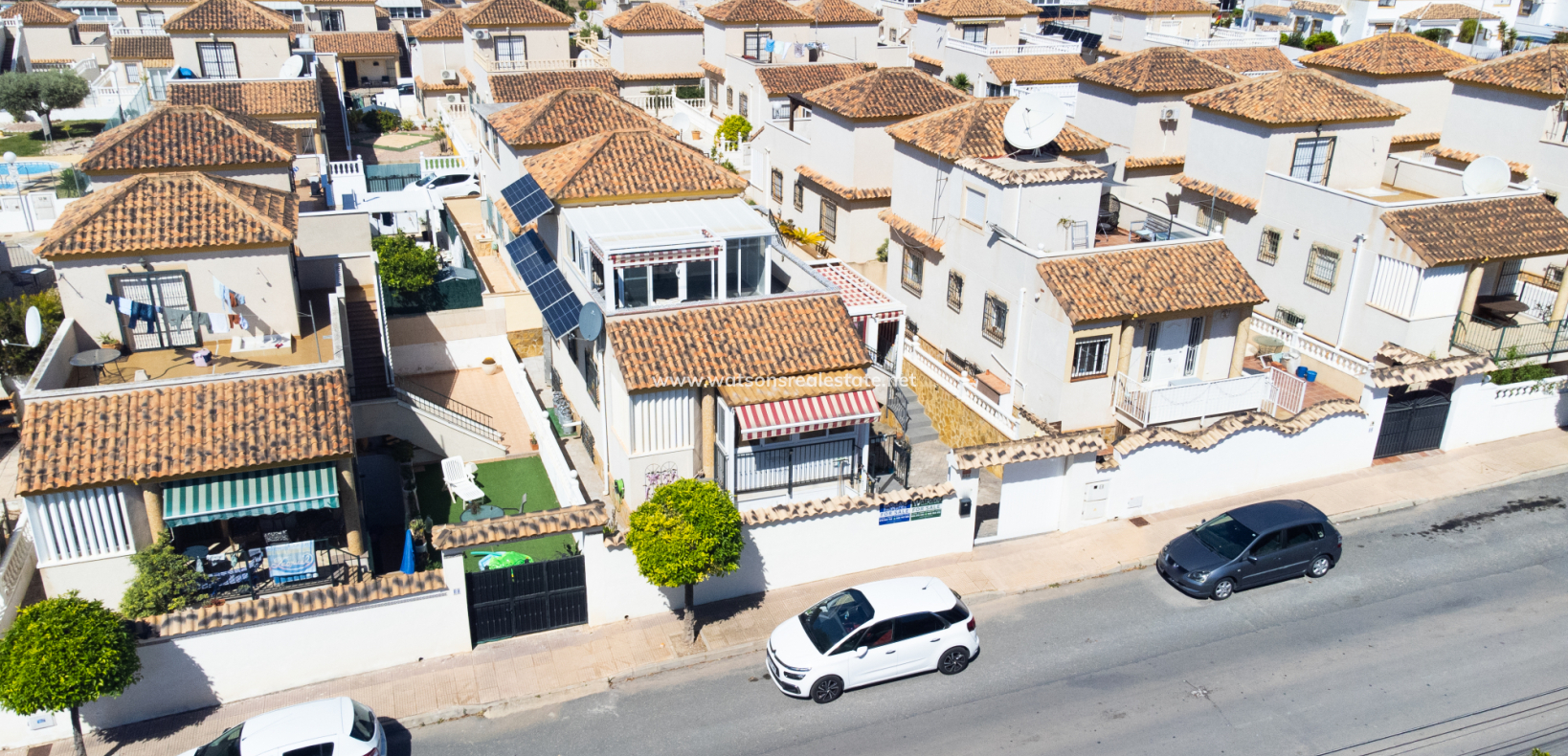 Venta - Chalet Independiente - Urb. La Marina