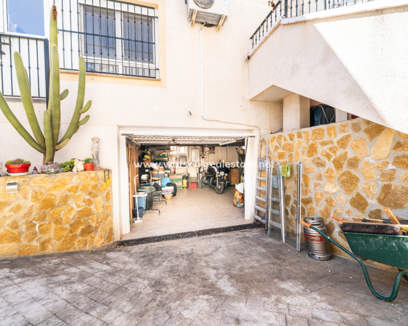 Venta - Chalet Independiente - Urb. La Marina