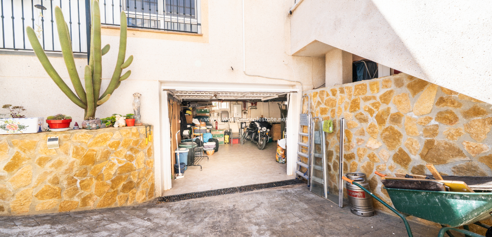 Venta - Chalet Independiente - Urb. La Marina