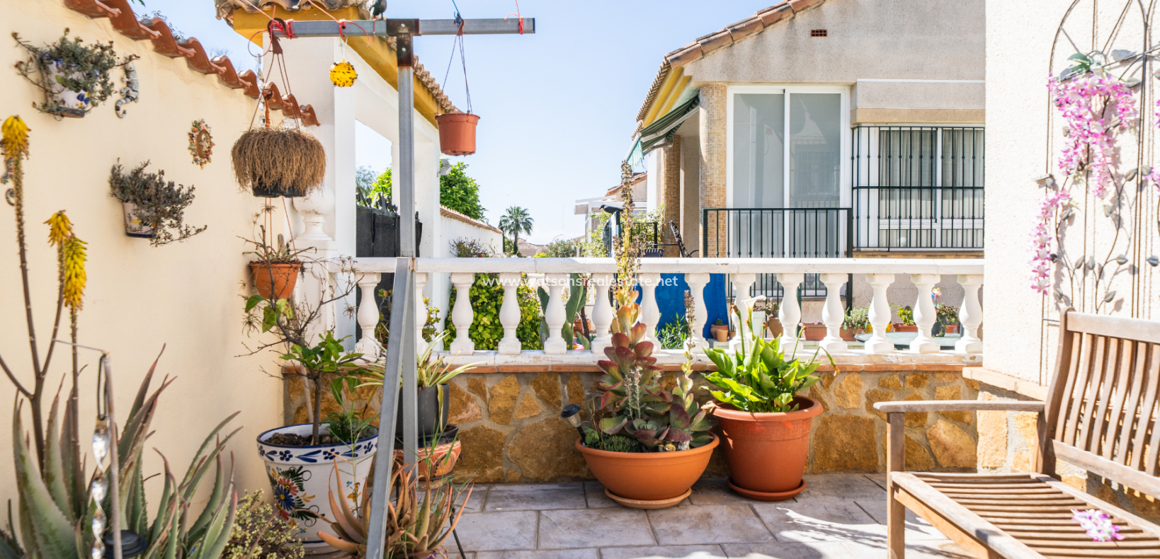 Venta - Chalet Independiente - Urb. La Marina
