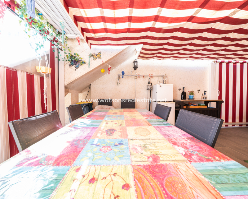 Venta - Chalet Independiente - Urb. La Marina