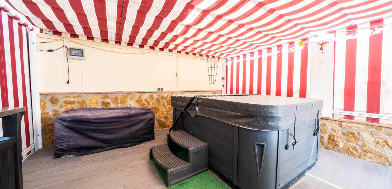 Venta - Chalet Independiente - Urb. La Marina