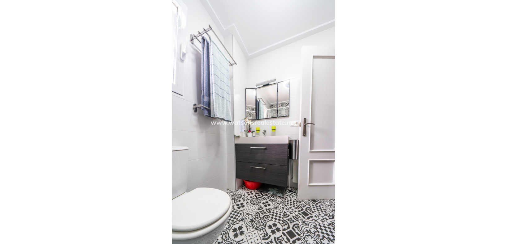 Venta - Chalet Independiente - Urb. La Marina