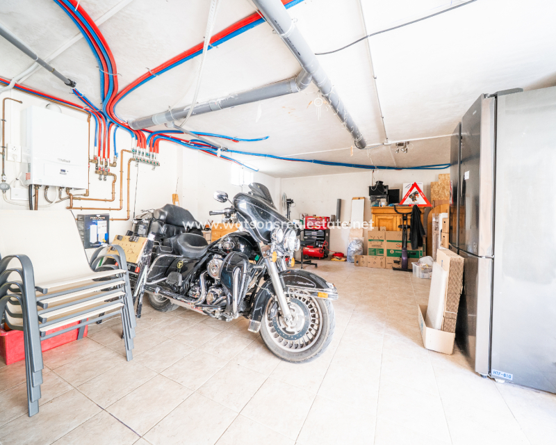 Venta - Chalet Independiente - Urb. La Marina