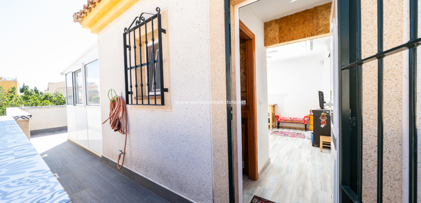 Venta - Chalet Independiente - Urb. La Marina