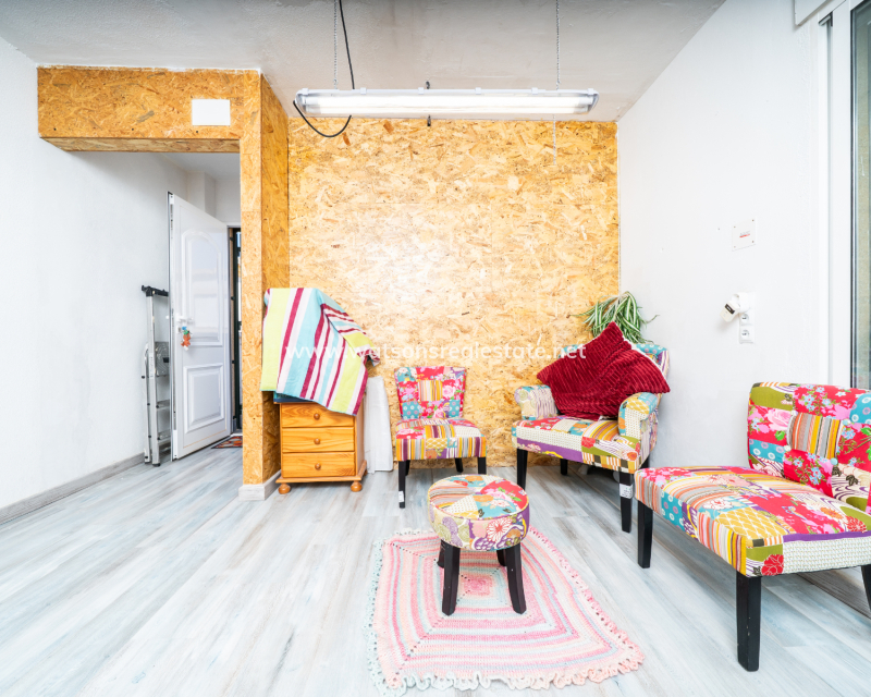 Venta - Chalet Independiente - Urb. La Marina