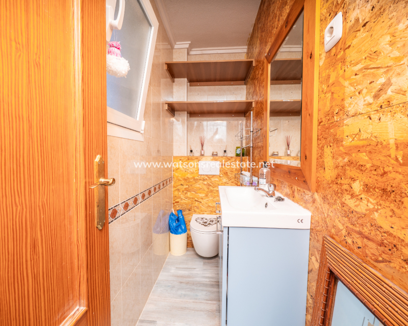 Venta - Chalet Independiente - Urb. La Marina