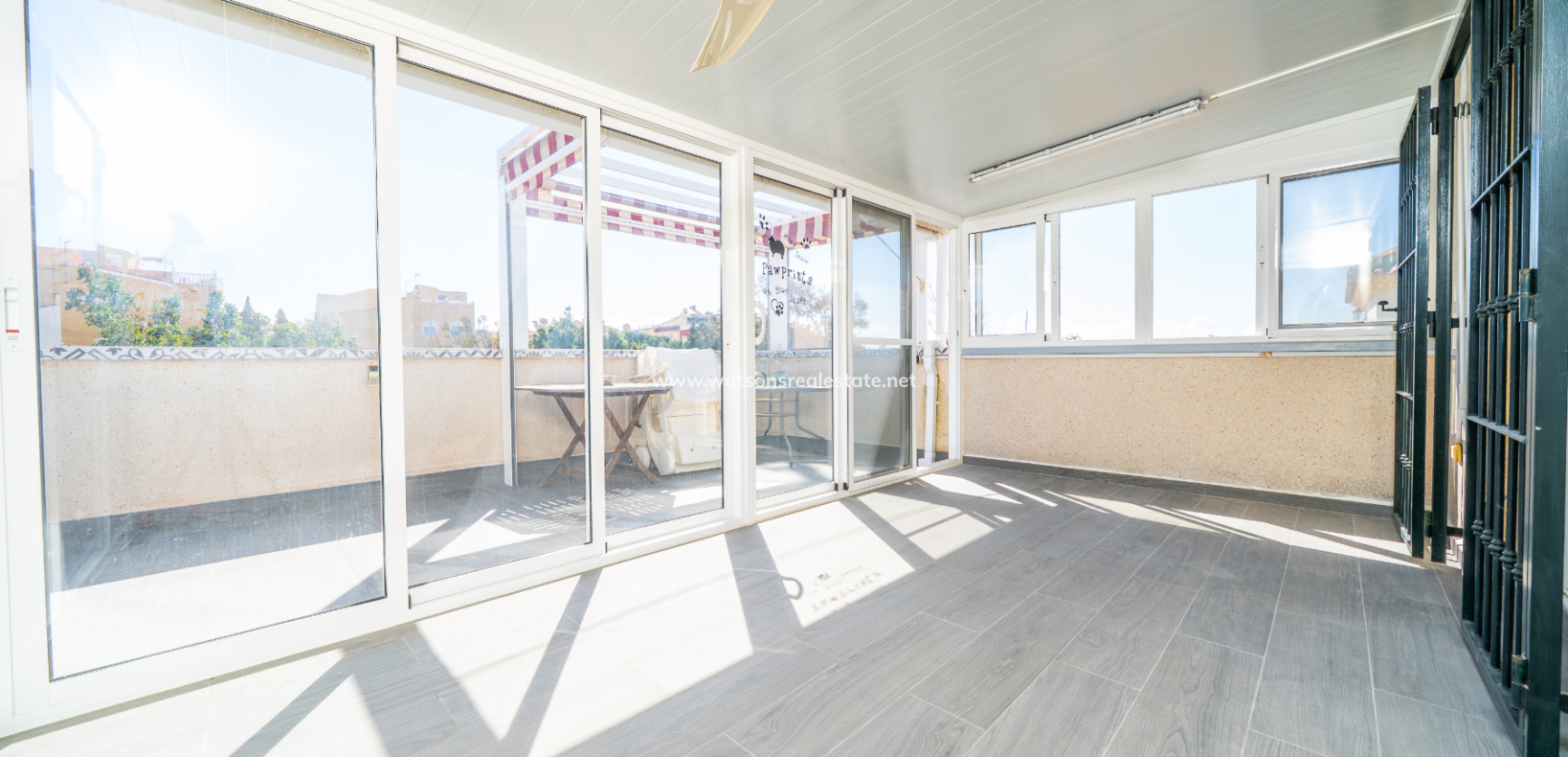 Venta - Chalet Independiente - Urb. La Marina