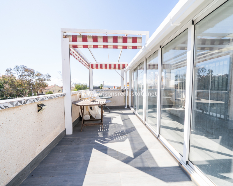 Venta - Chalet Independiente - Urb. La Marina