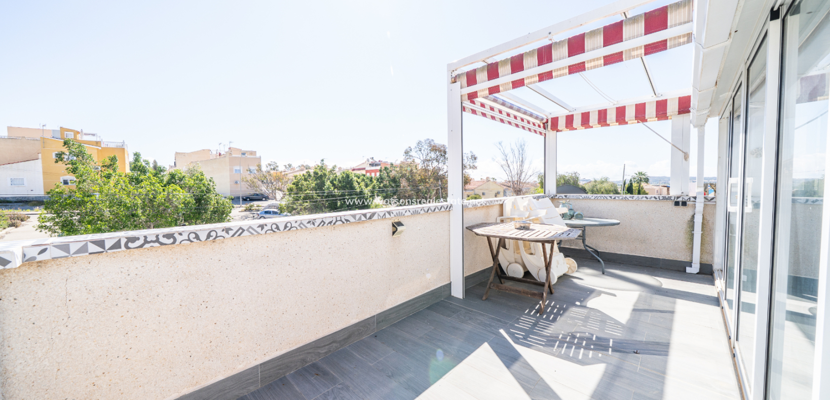 Venta - Chalet Independiente - Urb. La Marina