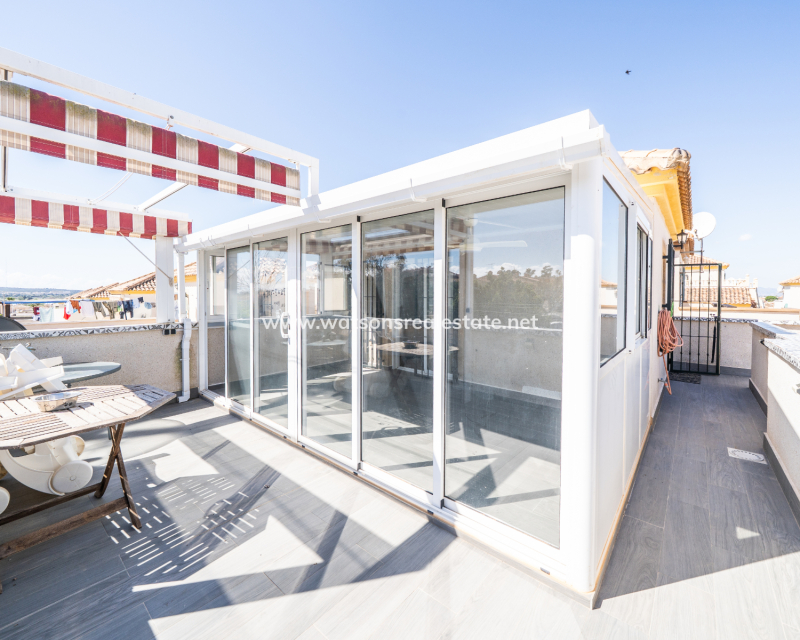 Venta - Chalet Independiente - Urb. La Marina